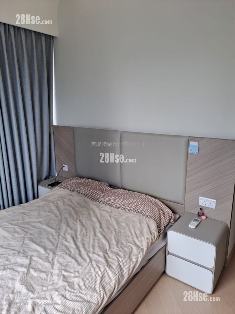 Grand Central Rental 3 Bedrooms , 2 Bathrooms 758 ft² Grand Central Rental 3 Bedrooms , 2 Bathrooms 758 ft²