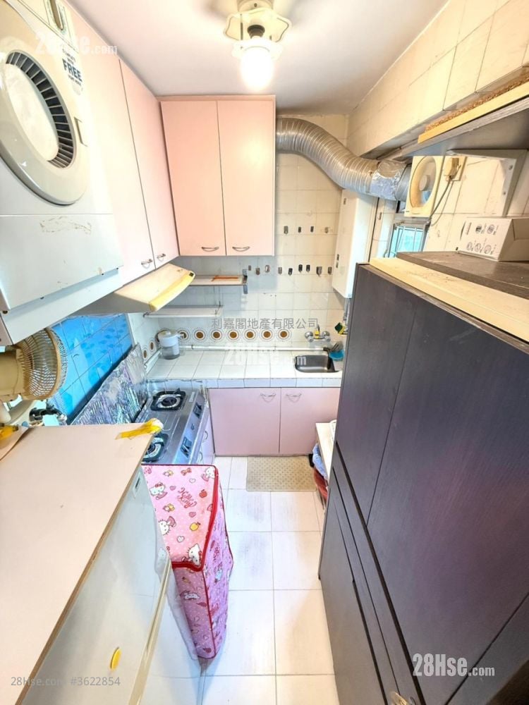 沙田第一城 售盤 2 房 327 平方呎 沙田第一城 售盤 2 房 327 平方呎