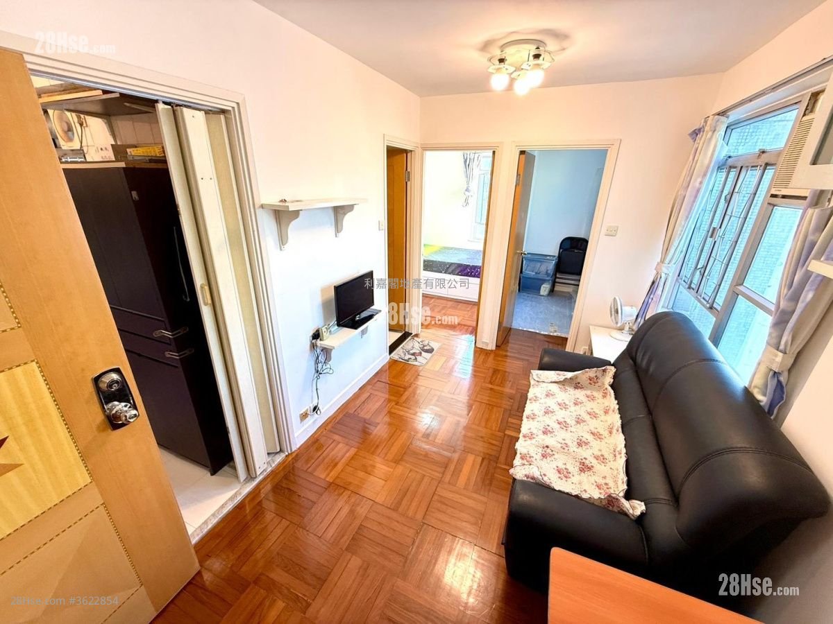 沙田第一城 售盤 2 房 327 平方呎 沙田第一城 售盤 2 房 327 平方呎