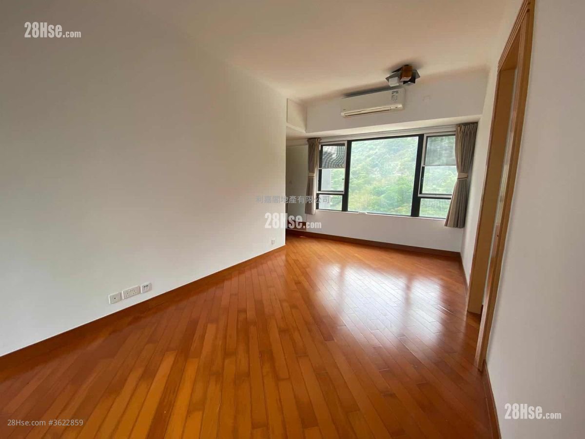 living room: Residence Bel-Air Sell 2 Bedrooms , 1 Bathroom 745 ft² living room: Residence Bel-Air Sell 2 Bedrooms , 1 Bathroom 745 ft²