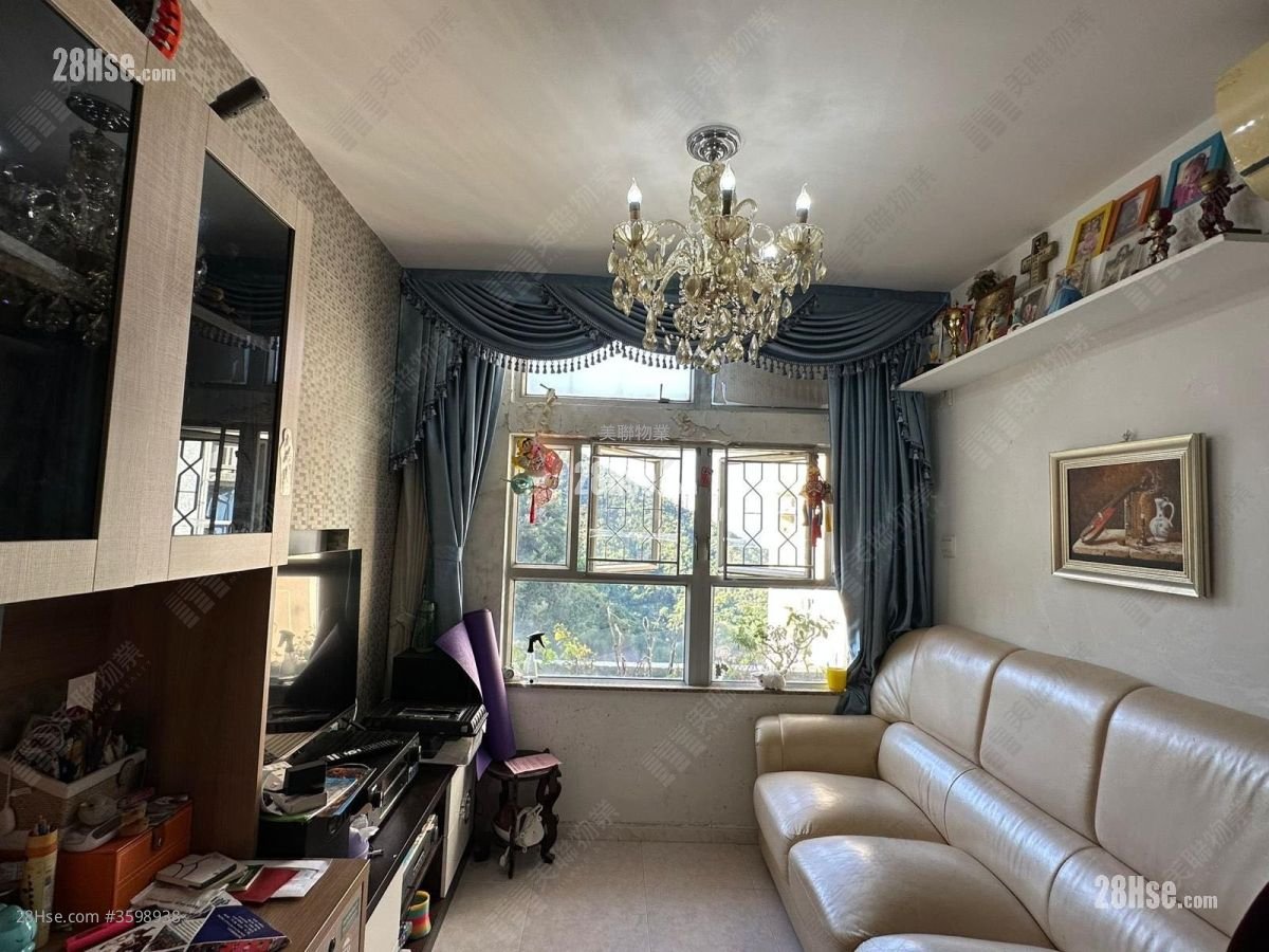 怡峰苑 售盘 3 房 , 1 浴室 559 平方尺