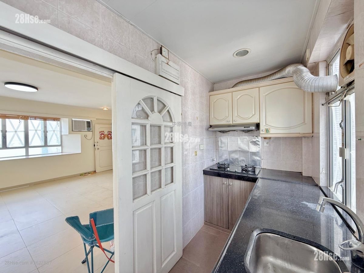 海景花園 售盤 2 房 , 1 浴室 582 平方呎 海景花園 售盤 2 房 , 1 浴室 582 平方呎