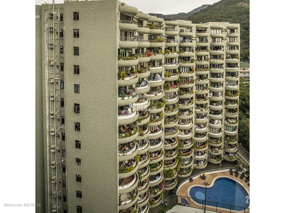 Greenery Garden Sell 3 Bedrooms , 2 Bathrooms 1,309 ft² Greenery Garden Sell 3 Bedrooms , 2 Bathrooms 1,309 ft²