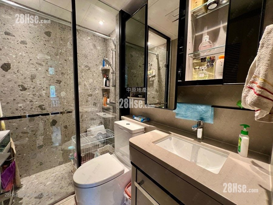 Silicon Hill 售盤 2 房 , 1 浴室 418 平方呎 Silicon Hill 售盤 2 房 , 1 浴室 418 平方呎