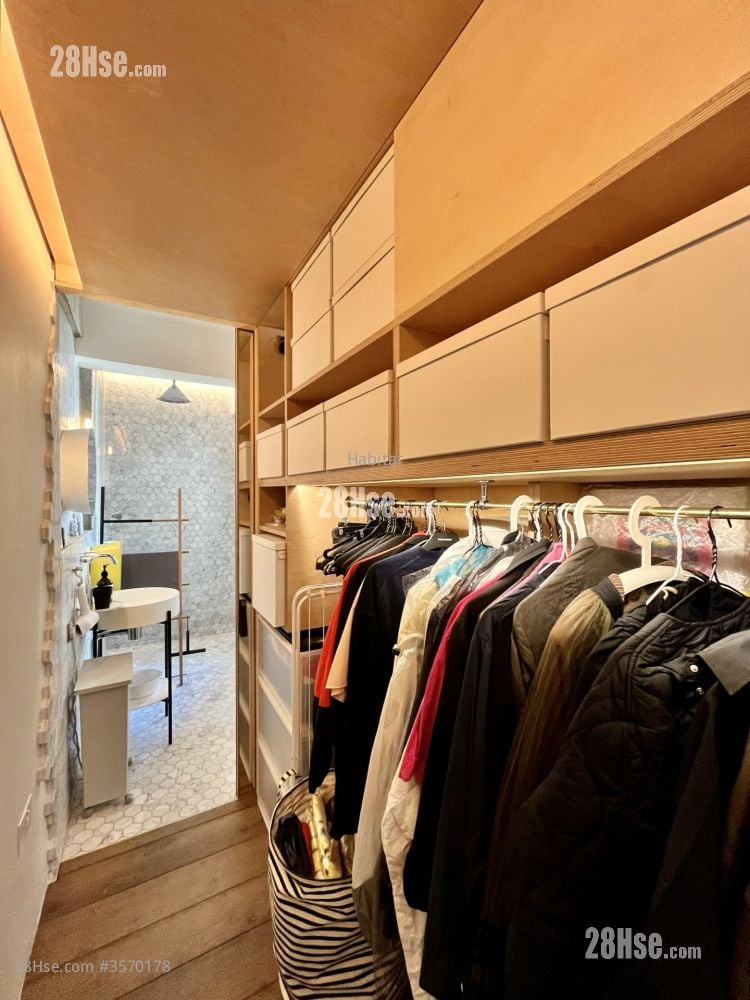 昌盛洋樓 售盤 1 浴室 335 平方呎 昌盛洋樓 售盤 1 浴室 335 平方呎