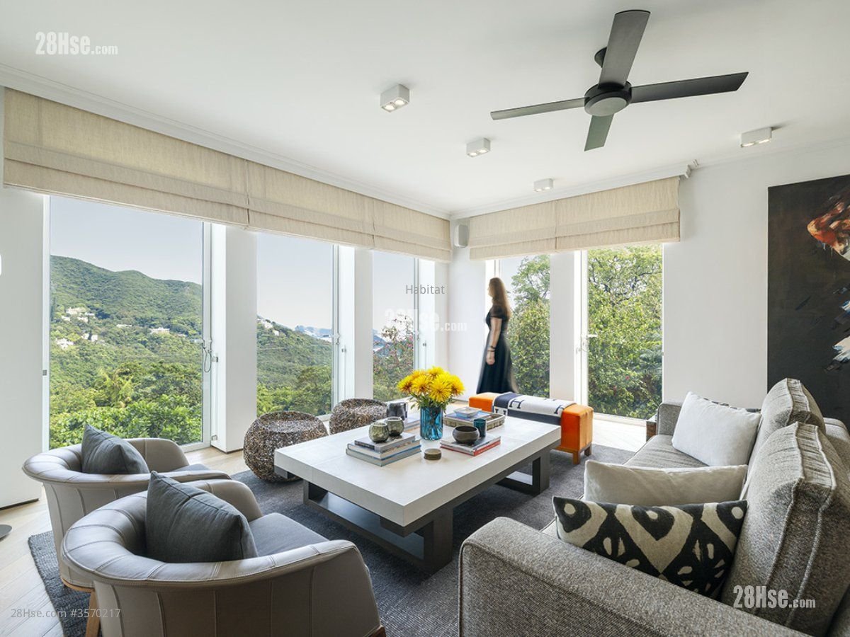 Guildford Court Sell 3 Bedrooms , 2 Bathrooms 2,053 ft² Guildford Court Sell 3 Bedrooms , 2 Bathrooms 2,053 ft²