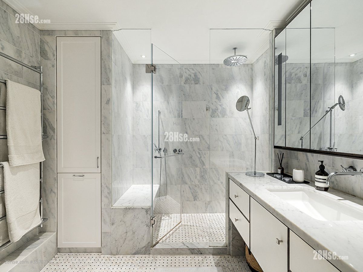 Guildford Court Sell 3 Bedrooms , 2 Bathrooms 2,053 ft² Guildford Court Sell 3 Bedrooms , 2 Bathrooms 2,053 ft²