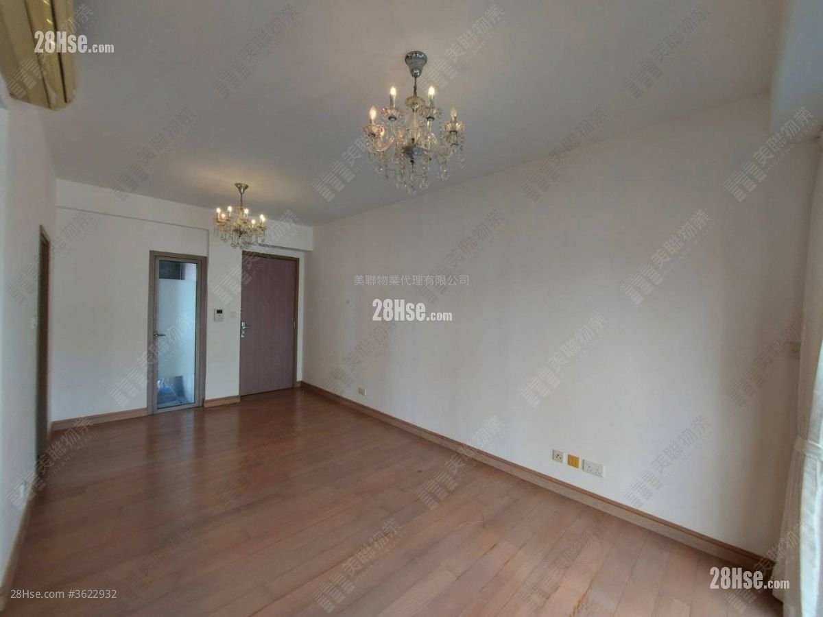 The Spectacle Rental 3 Bedrooms , 2 Bathrooms 763 ft² The Spectacle Rental 3 Bedrooms , 2 Bathrooms 763 ft²