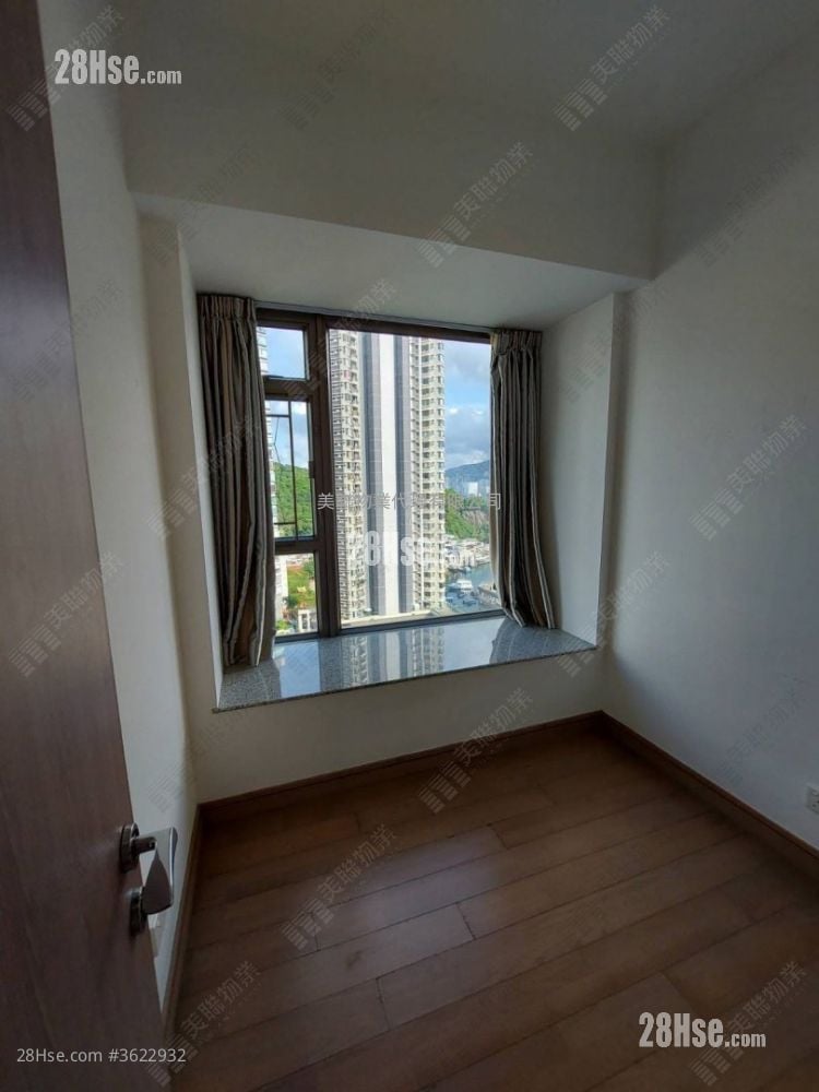 The Spectacle Rental 3 Bedrooms , 2 Bathrooms 763 ft² The Spectacle Rental 3 Bedrooms , 2 Bathrooms 763 ft²