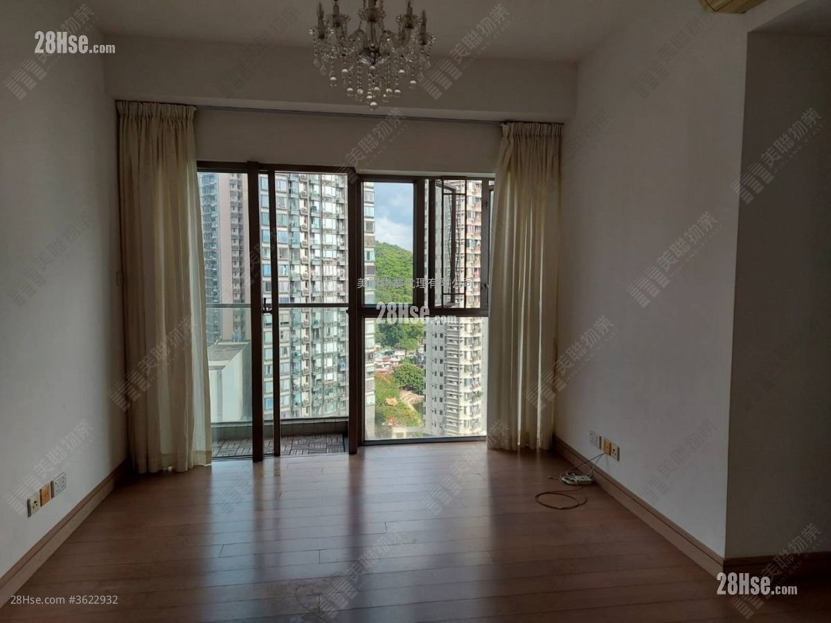 The Spectacle Rental 3 Bedrooms , 2 Bathrooms 763 ft² The Spectacle Rental 3 Bedrooms , 2 Bathrooms 763 ft²