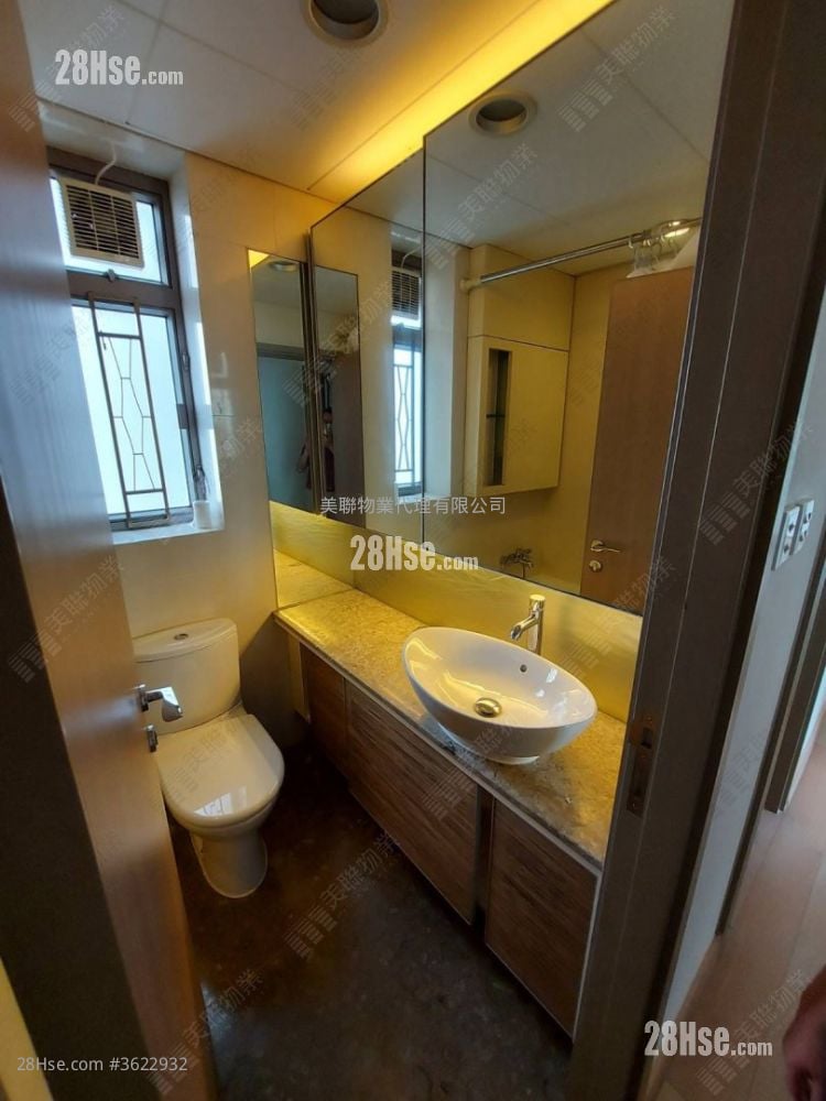 The Spectacle Rental 3 Bedrooms , 2 Bathrooms 763 ft² The Spectacle Rental 3 Bedrooms , 2 Bathrooms 763 ft²