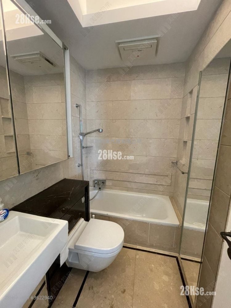 一号银海 售盘 3 房 , 2 浴室 963 平方尺 一号银海 售盘 3 房 , 2 浴室 963 平方尺