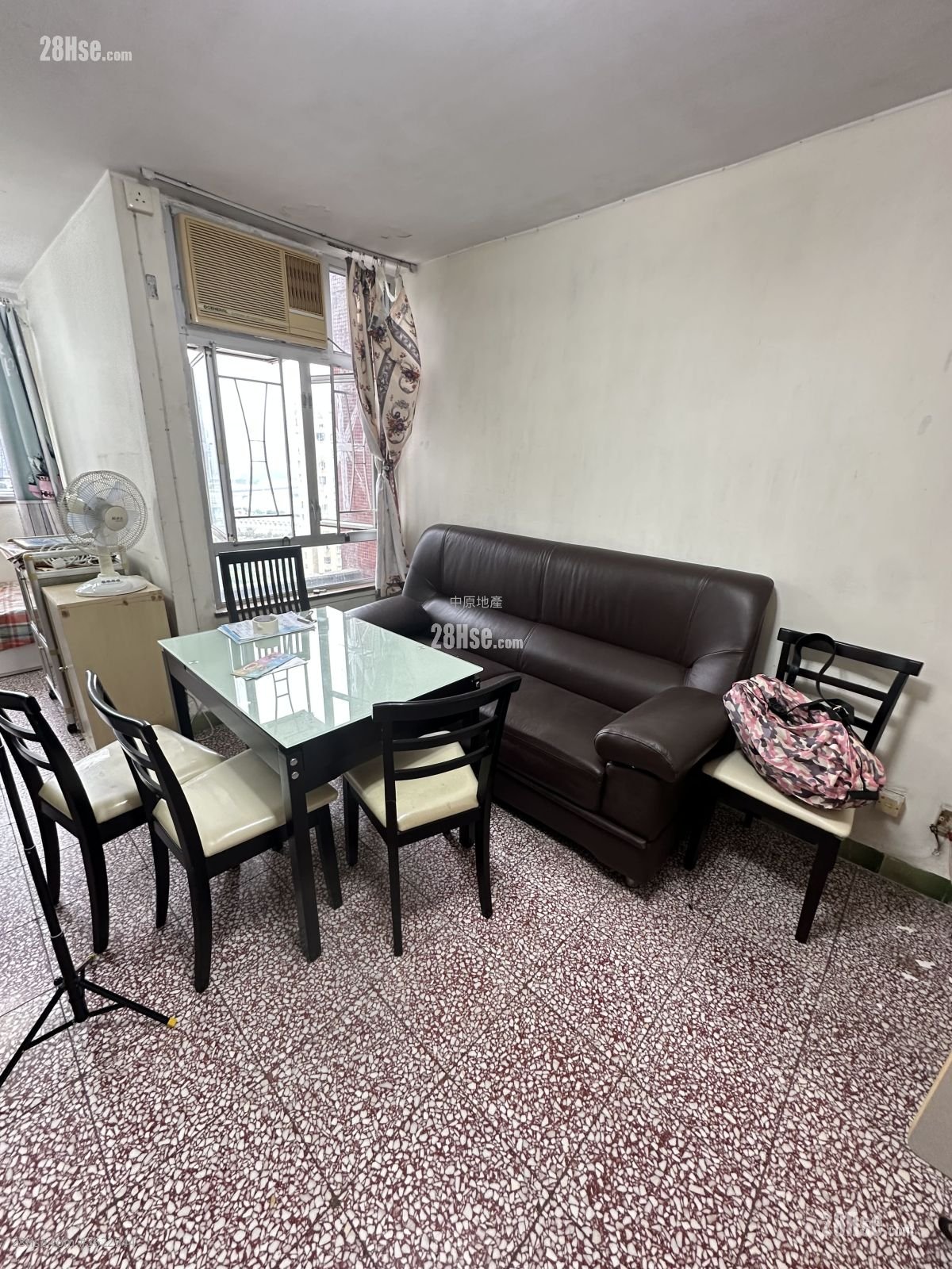 青衣村 售盤 2 房 , 1 浴室 381 平方呎 青衣村 售盤 2 房 , 1 浴室 381 平方呎