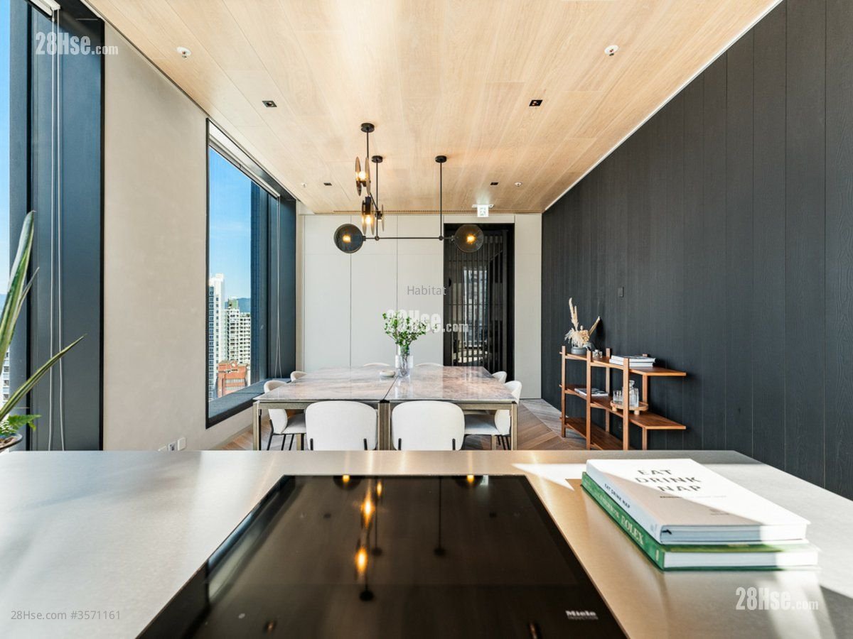 42 TUNG ST. 售盤 2 房 , 1 浴室 585 平方呎 42 TUNG ST. 售盤 2 房 , 1 浴室 585 平方呎