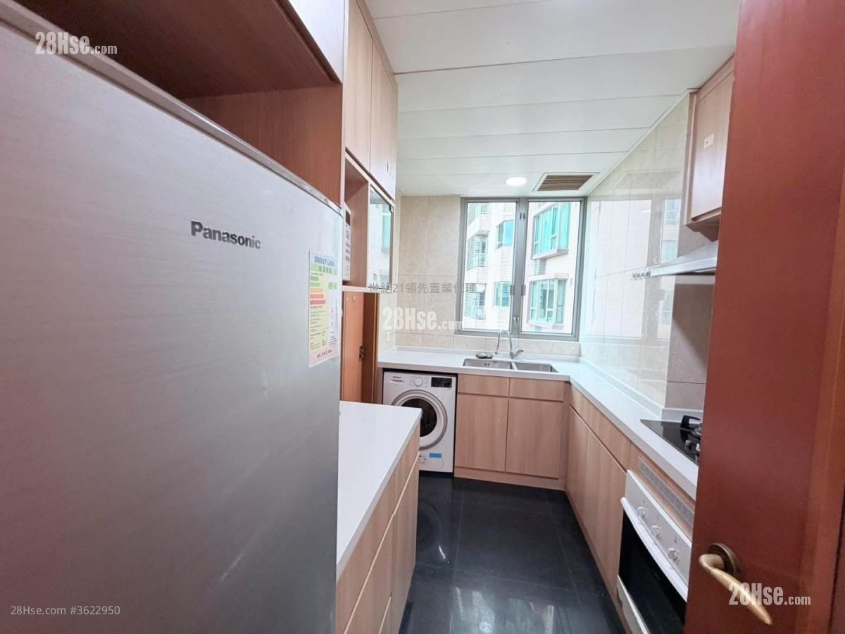 君頤峰 售盤 3 房 , 2 浴室 842 平方呎 君頤峰 售盤 3 房 , 2 浴室 842 平方呎