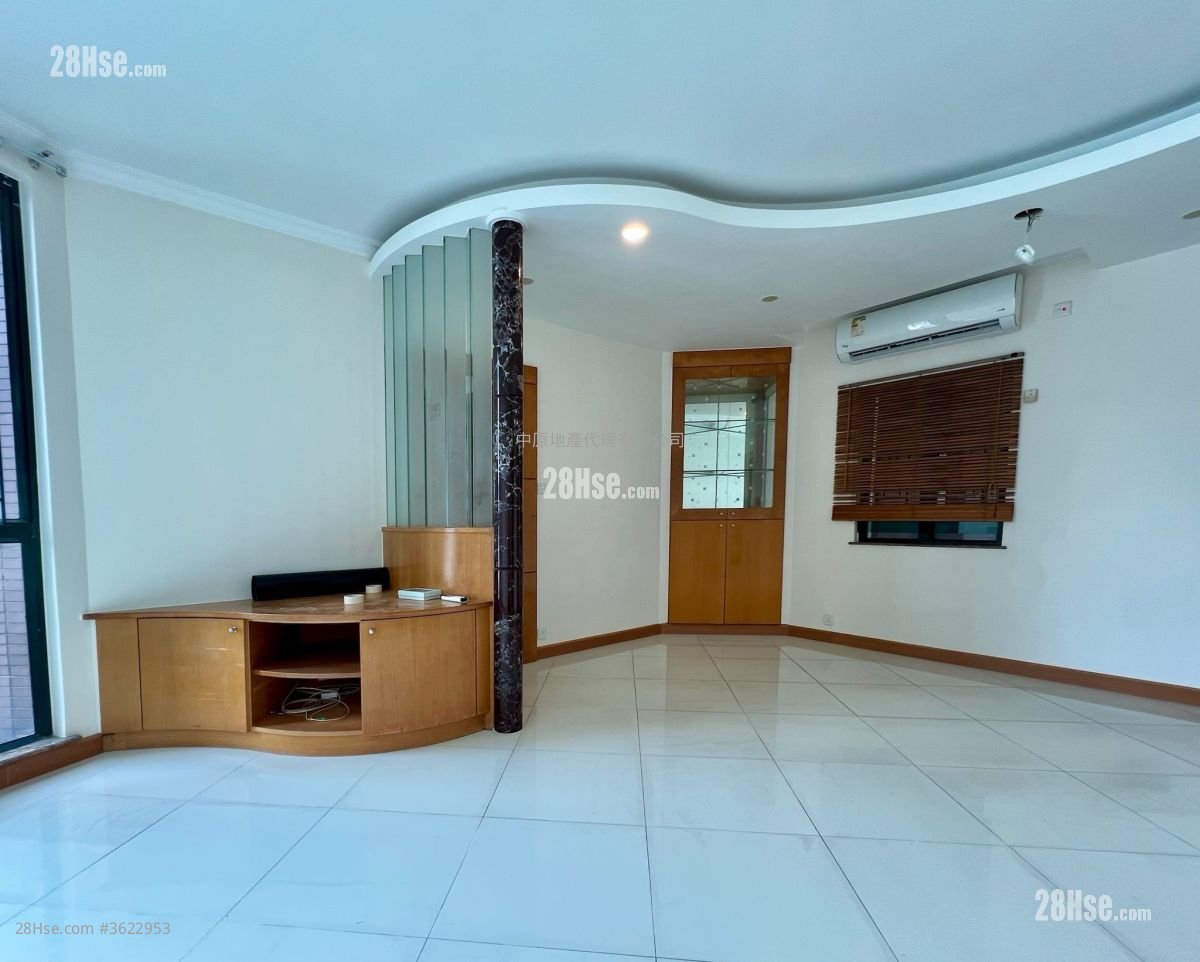 Villa Esplanada Rental 4 Bedrooms , 2 Bathrooms 853 ft² Villa Esplanada Rental 4 Bedrooms , 2 Bathrooms 853 ft²