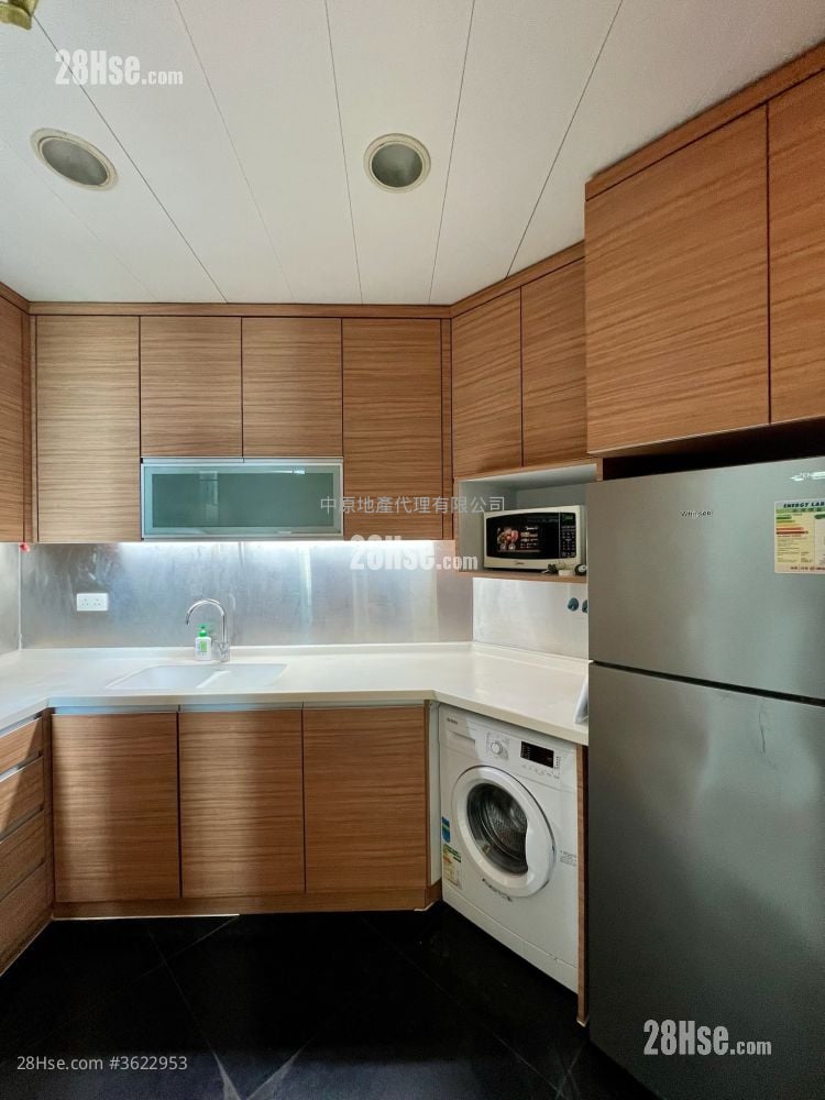 Villa Esplanada Rental 4 Bedrooms , 2 Bathrooms 853 ft² Villa Esplanada Rental 4 Bedrooms , 2 Bathrooms 853 ft²