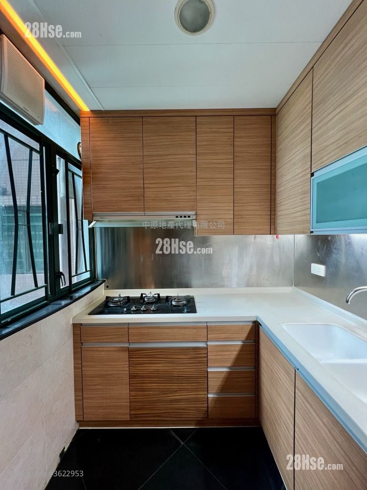 Villa Esplanada Rental 4 Bedrooms , 2 Bathrooms 853 ft² Villa Esplanada Rental 4 Bedrooms , 2 Bathrooms 853 ft²