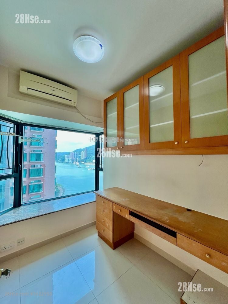 Villa Esplanada Rental 4 Bedrooms , 2 Bathrooms 853 ft² Villa Esplanada Rental 4 Bedrooms , 2 Bathrooms 853 ft²