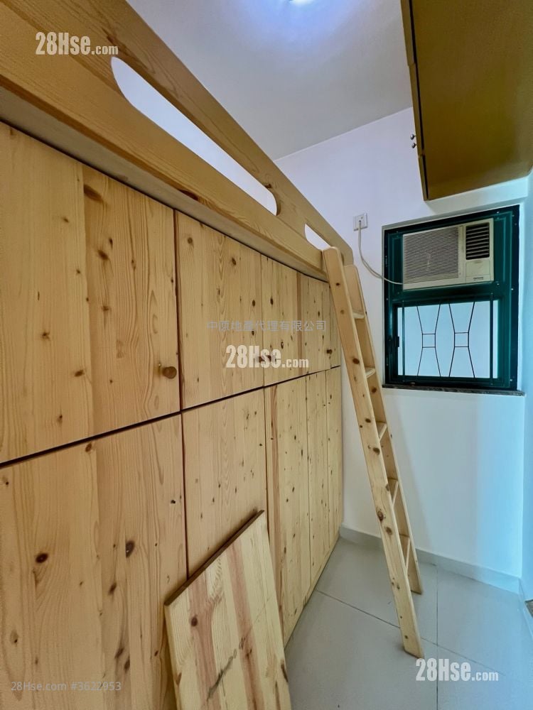 Villa Esplanada Rental 4 Bedrooms , 2 Bathrooms 853 ft² Villa Esplanada Rental 4 Bedrooms , 2 Bathrooms 853 ft²