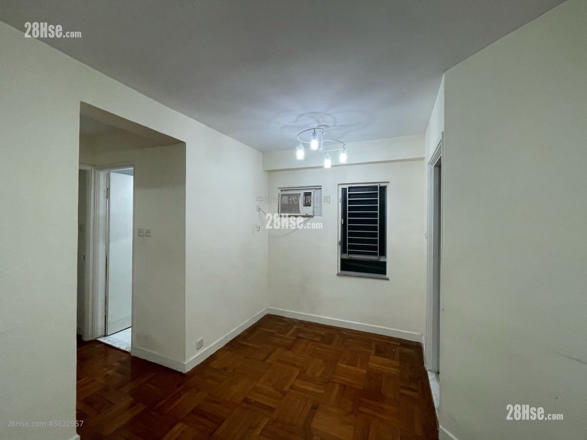 嘉湖山庄 租盘 2 房 448 平方尺 嘉湖山庄 租盘 2 房 448 平方尺