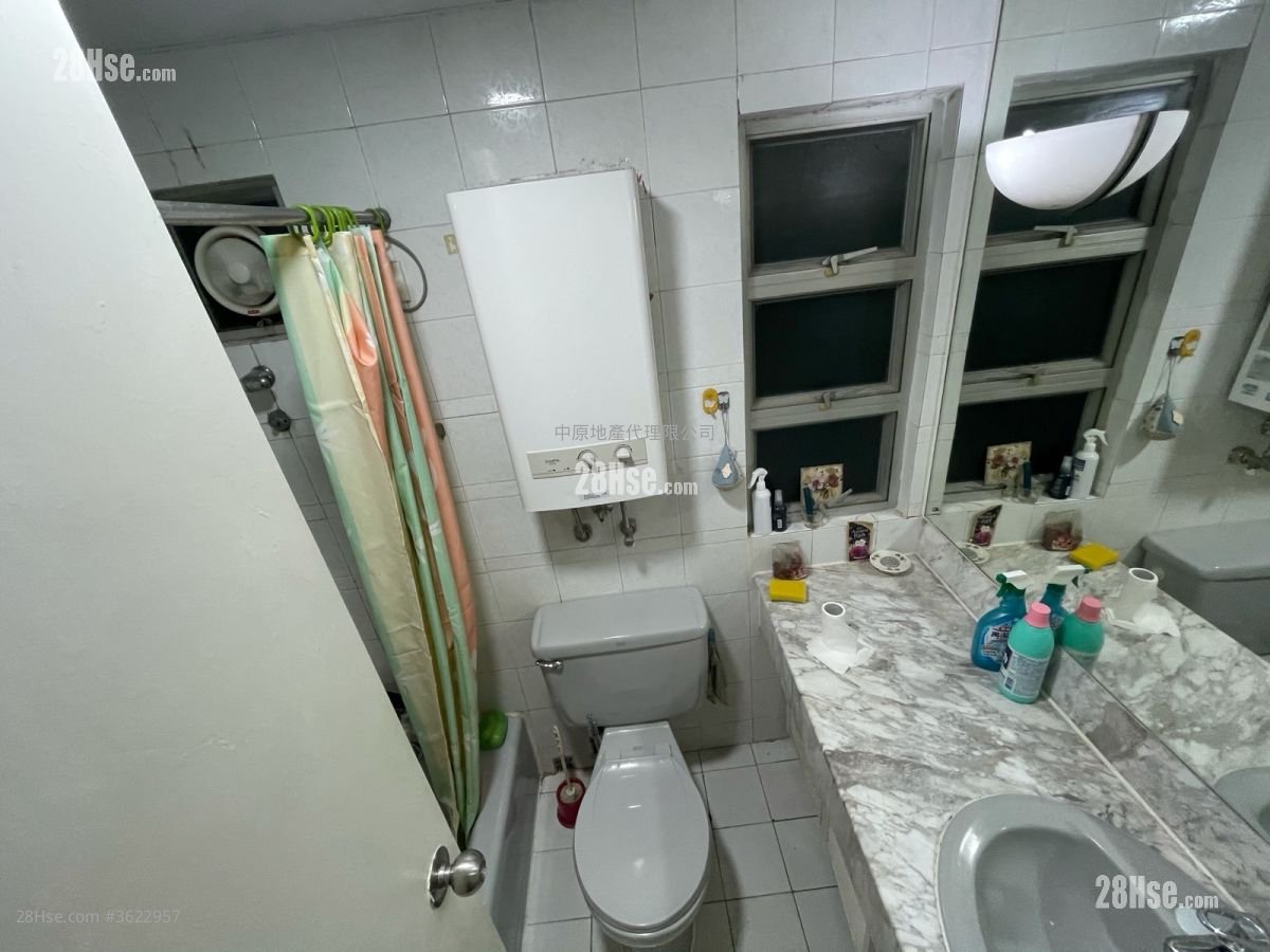 嘉湖山庄 租盘 2 房 448 平方尺 嘉湖山庄 租盘 2 房 448 平方尺