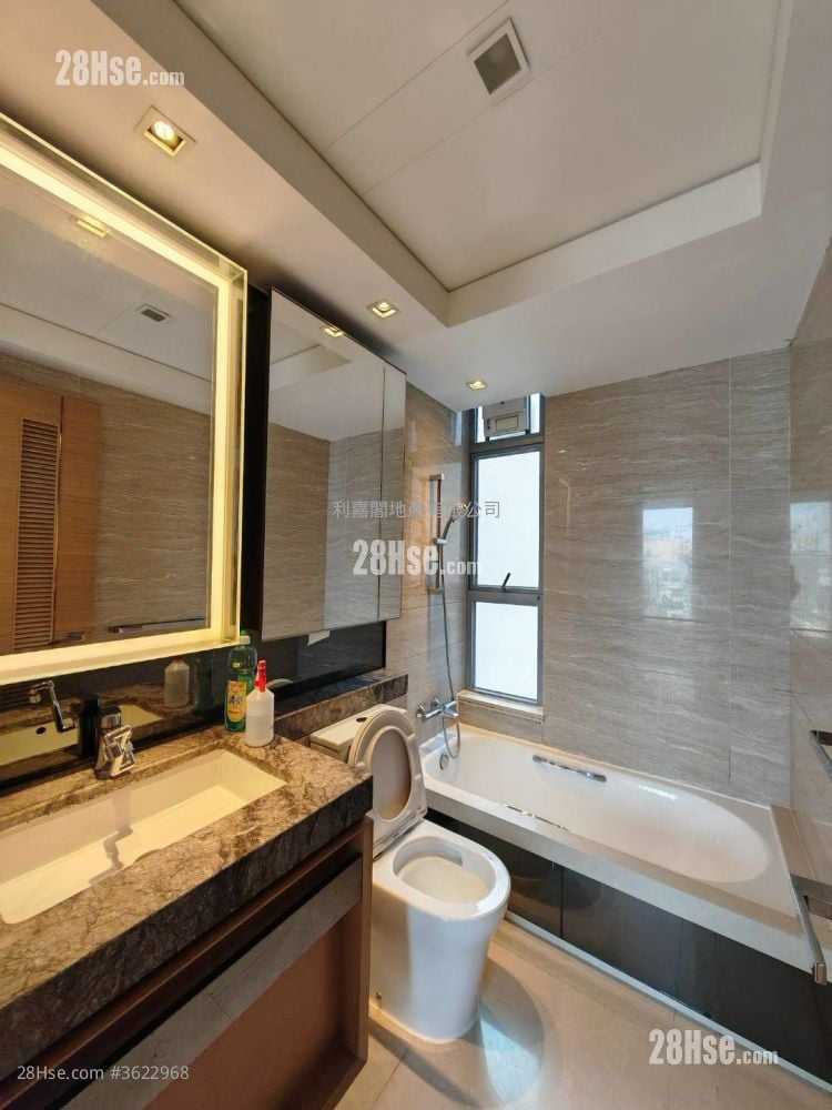 峻巒 售盤 2 房 , 1 浴室 581 平方呎 峻巒 售盤 2 房 , 1 浴室 581 平方呎