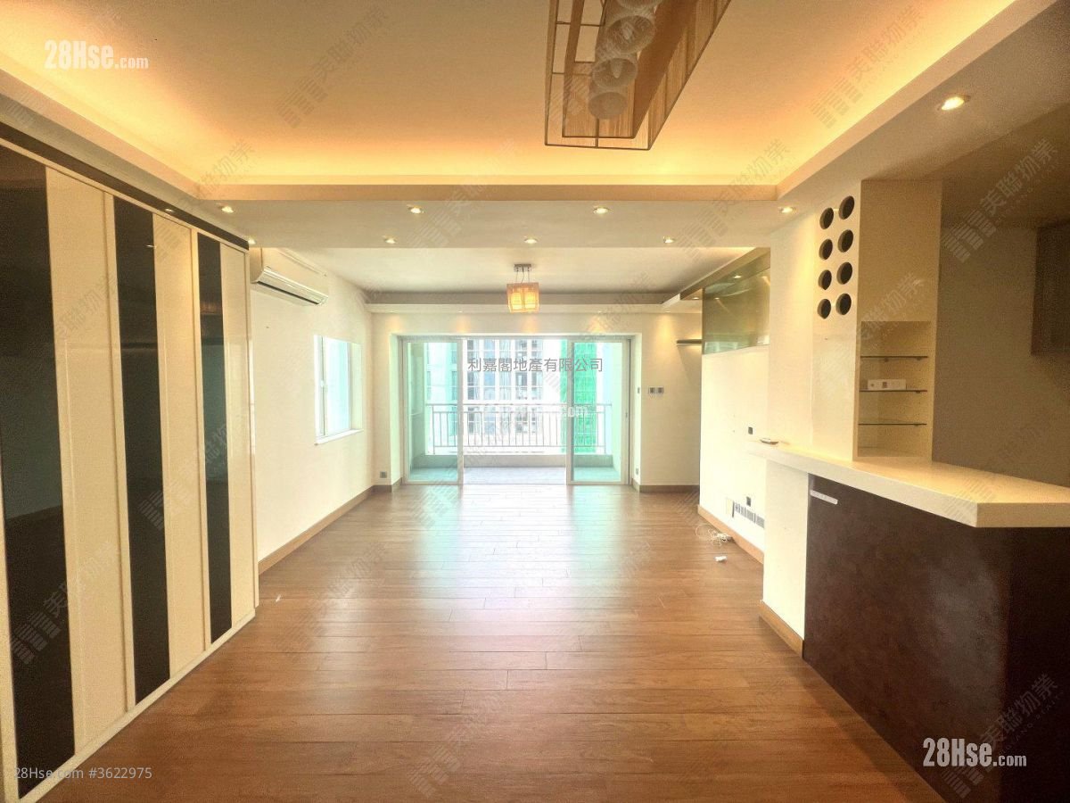 君頤峰 售盤 3 房 , 2 浴室 829 平方呎 君頤峰 售盤 3 房 , 2 浴室 829 平方呎