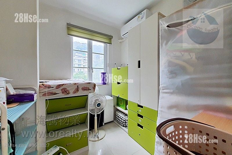 Village House Rental 4 Bedrooms , 2 Bathrooms 1,198 ft² Village House Rental 4 Bedrooms , 2 Bathrooms 1,198 ft²