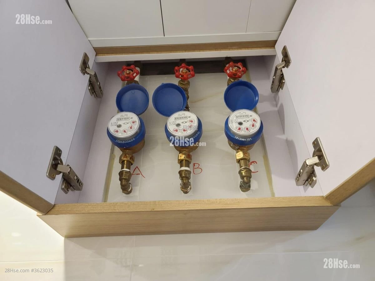 Lee Hing Building Sell 4 Bedrooms , 3 Bathrooms 509 ft² Lee Hing Building Sell 4 Bedrooms , 3 Bathrooms 509 ft²