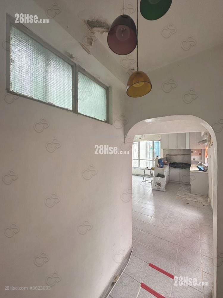 英丽阁 售盘 2 房 , 1 浴室 548 平方尺 英丽阁 售盘 2 房 , 1 浴室 548 平方尺