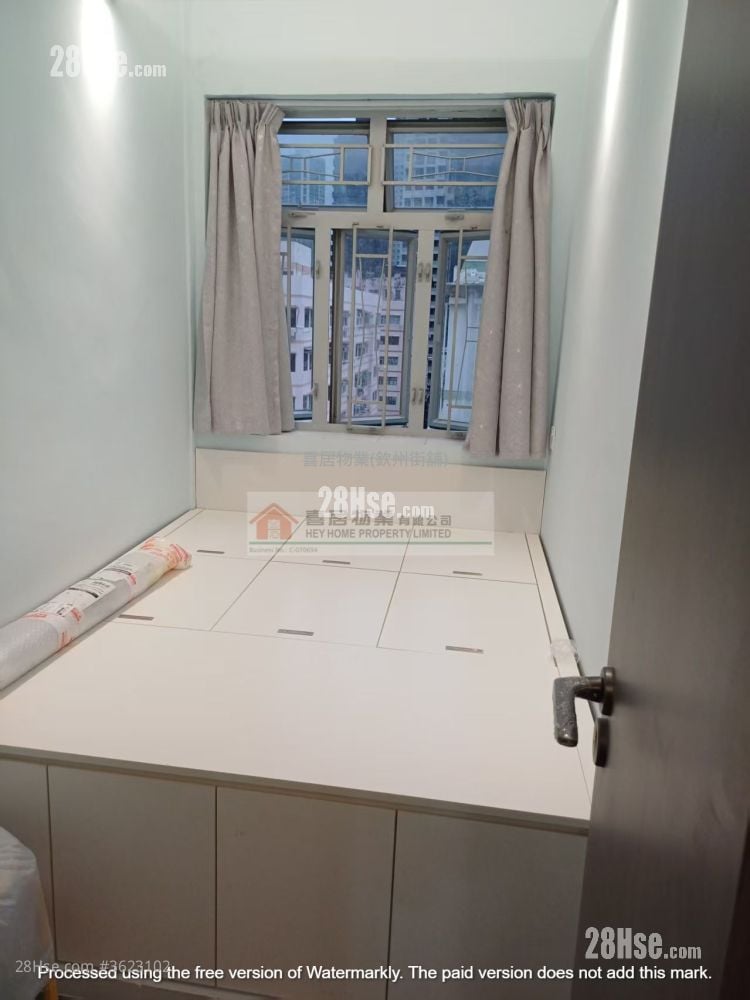 Chung Wo Building Sell 2 Bedrooms , 1 Bathroom 400 ft² Chung Wo Building Sell 2 Bedrooms , 1 Bathroom 400 ft²