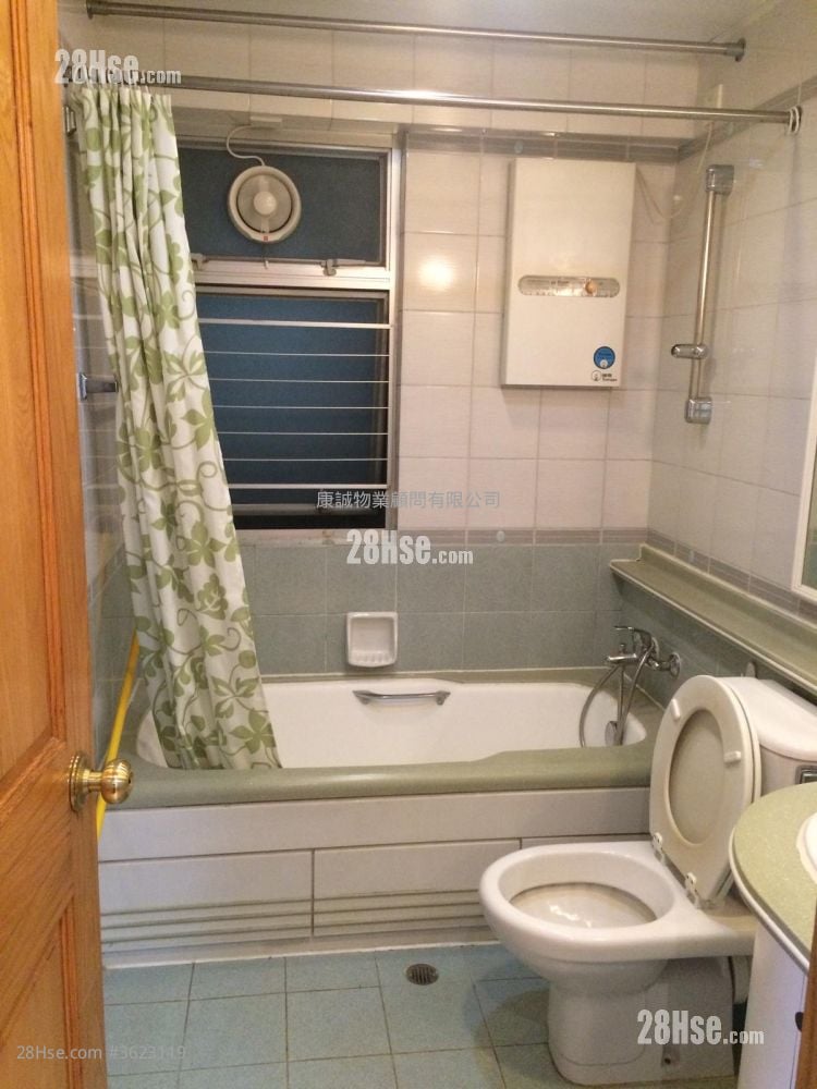 丽港城 租盘 3 房 , 2 浴室 748 平方尺 丽港城 租盘 3 房 , 2 浴室 748 平方尺