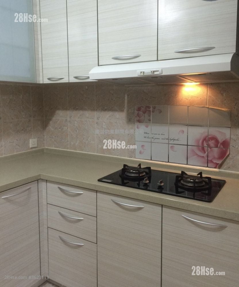 丽港城 租盘 3 房 , 2 浴室 748 平方尺 丽港城 租盘 3 房 , 2 浴室 748 平方尺