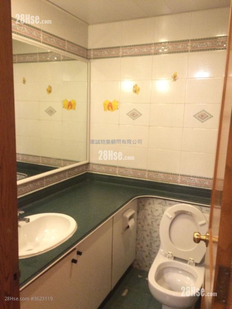 丽港城 租盘 3 房 , 2 浴室 748 平方尺 丽港城 租盘 3 房 , 2 浴室 748 平方尺