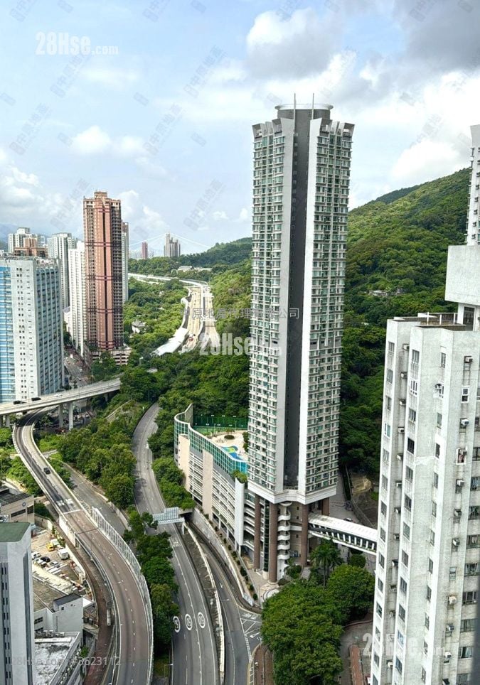 Kam Fung Garden Sell 3 Bedrooms 560 ft²