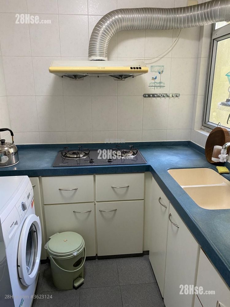 King Shan Court Sell 2 Bedrooms , 1 Bathroom 434 ft²