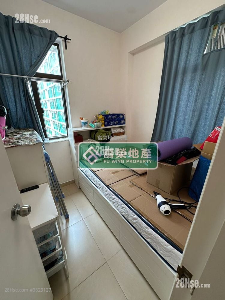 Ample Building Sell 2 Bedrooms , 1 Bathroom 452 ft² Ample Building Sell 2 Bedrooms , 1 Bathroom 452 ft²