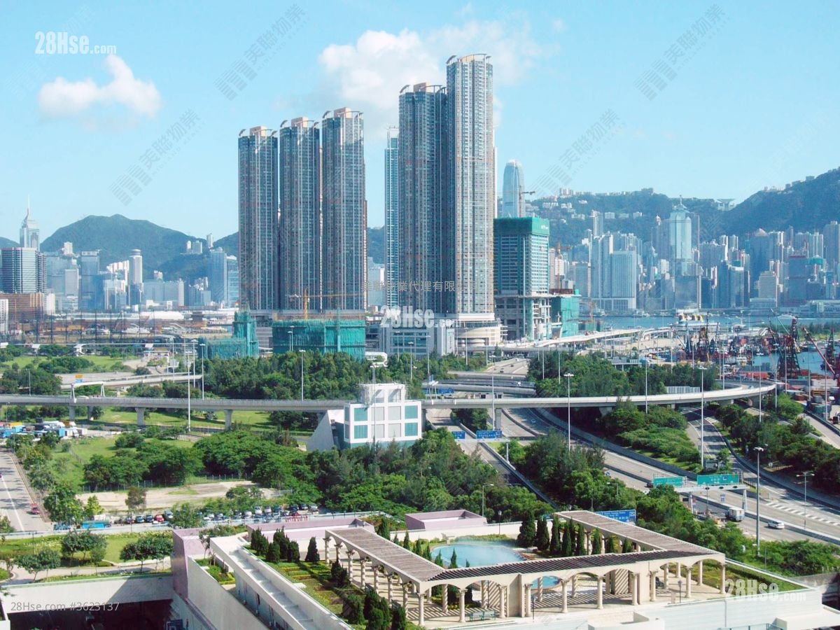 Central Park Sell 3 Bedrooms , 2 Bathrooms 743 ft² Central Park Sell 3 Bedrooms , 2 Bathrooms 743 ft²