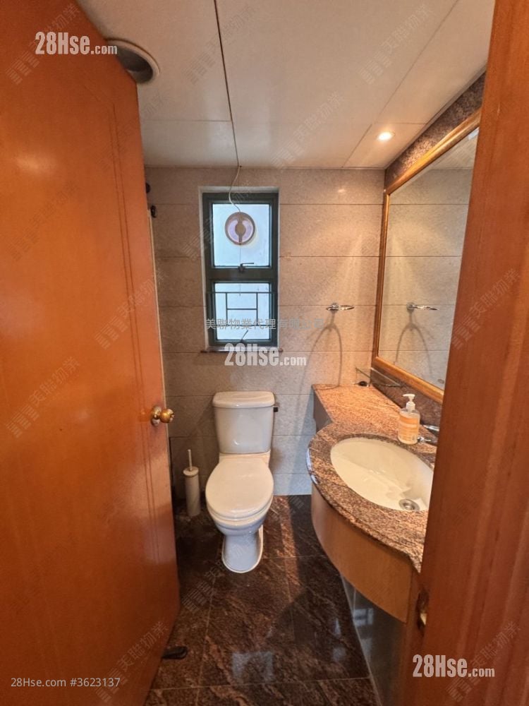 Central Park Sell 3 Bedrooms , 2 Bathrooms 743 ft² Central Park Sell 3 Bedrooms , 2 Bathrooms 743 ft²