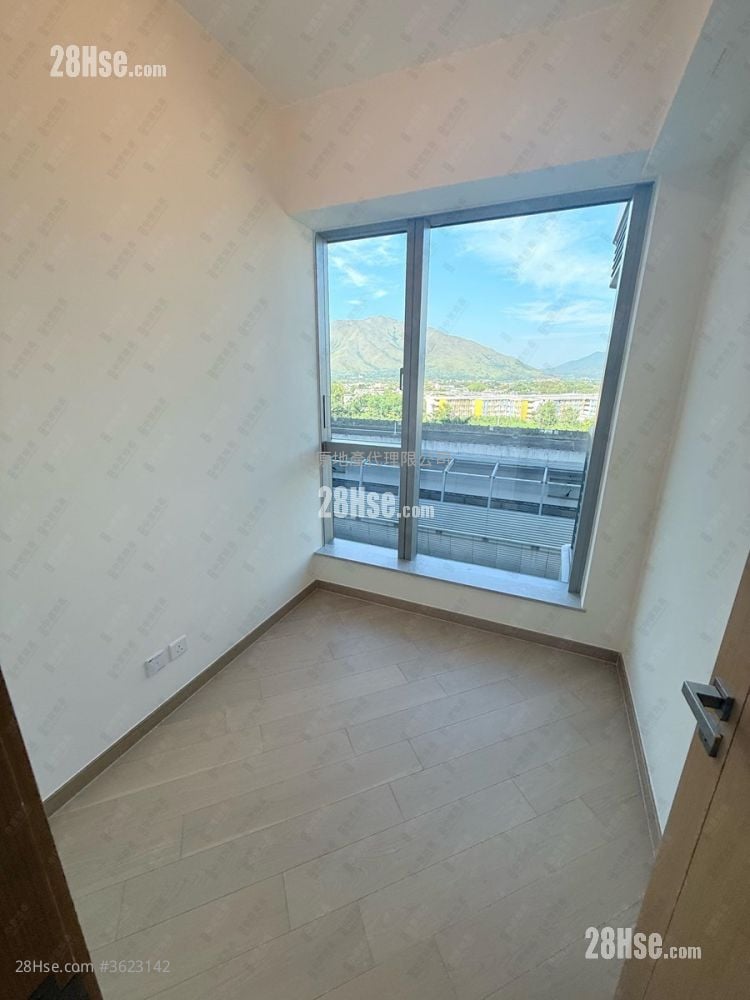 Grand Mayfair  Rental 2 Bedrooms , 1 Bathroom 447 ft² Grand Mayfair  Rental 2 Bedrooms , 1 Bathroom 447 ft²