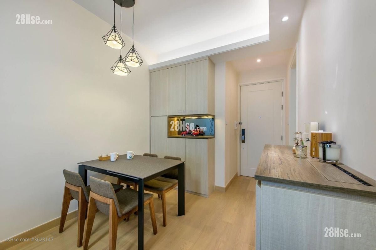 Capri Rental 2 Bedrooms , 1 Bathroom 532 ft²