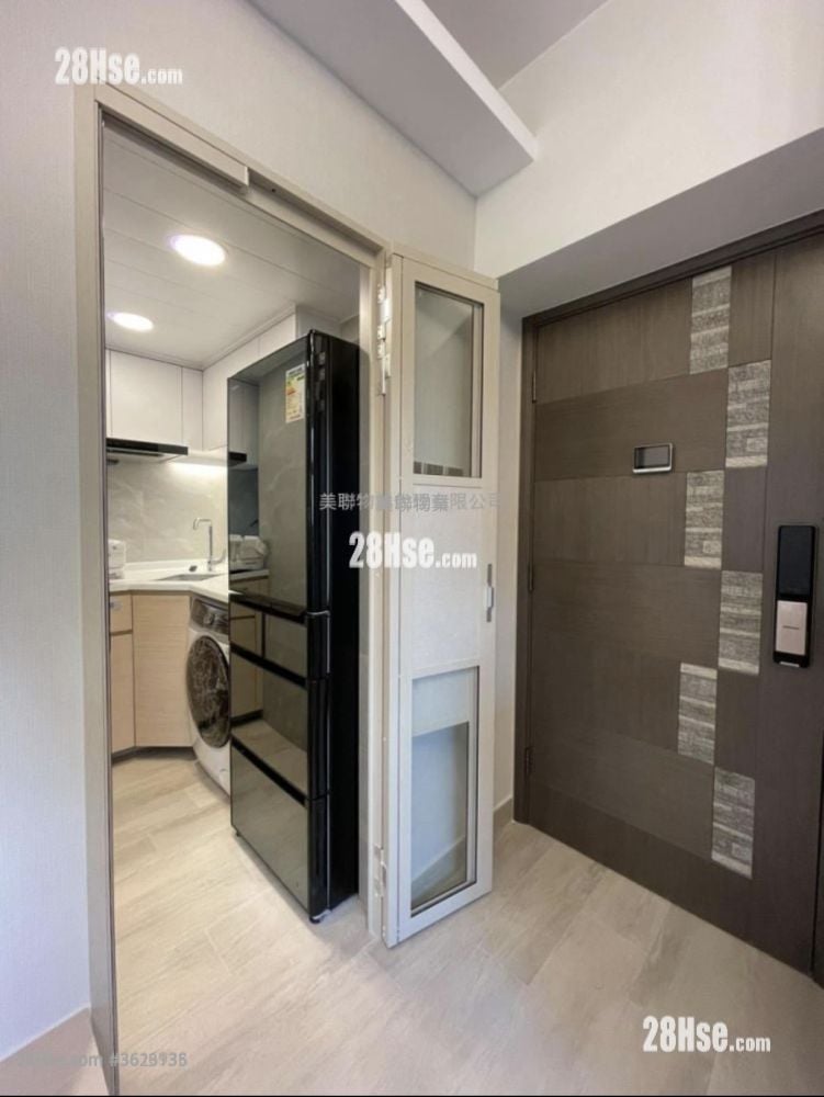 Tuen Mun Town Plaza Sell 2 Bedrooms 369 ft² Tuen Mun Town Plaza Sell 2 Bedrooms 369 ft²