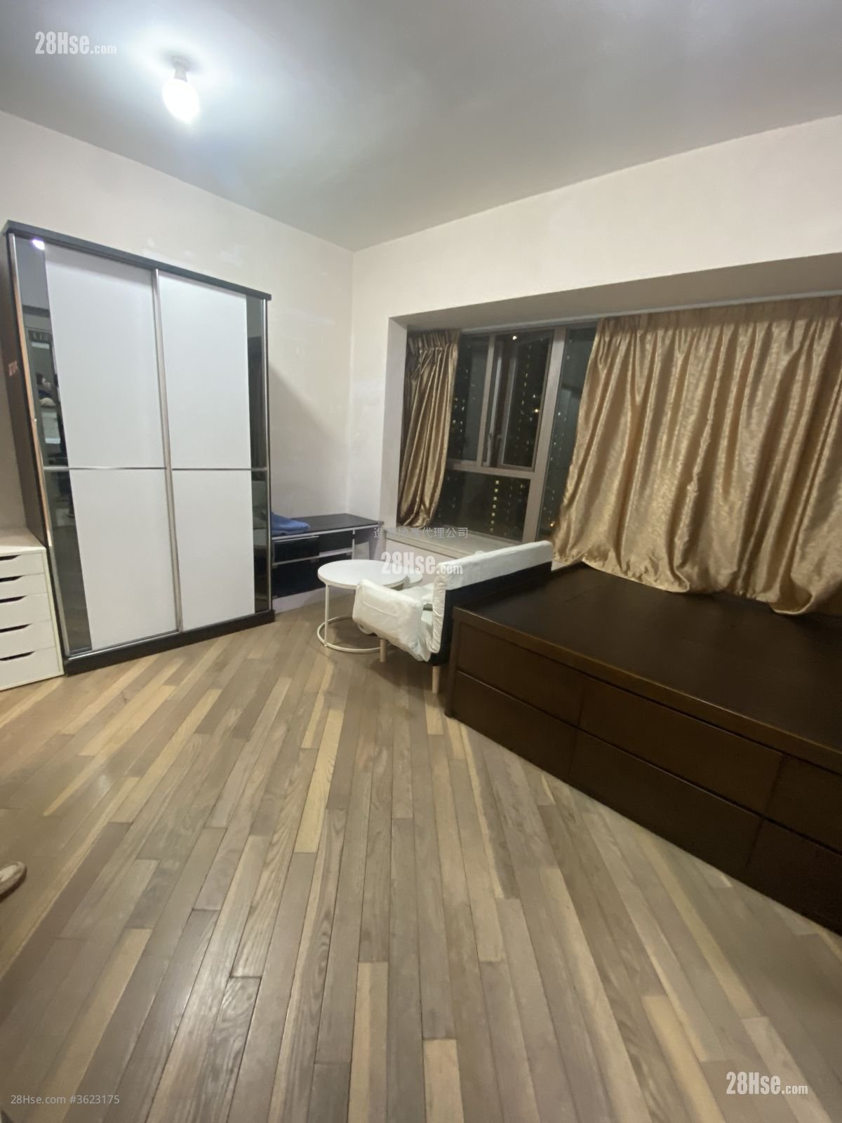 时尚华庭 租盘 开放式间隔 , 1 浴室 271 平方尺 时尚华庭 租盘 开放式间隔 , 1 浴室 271 平方尺