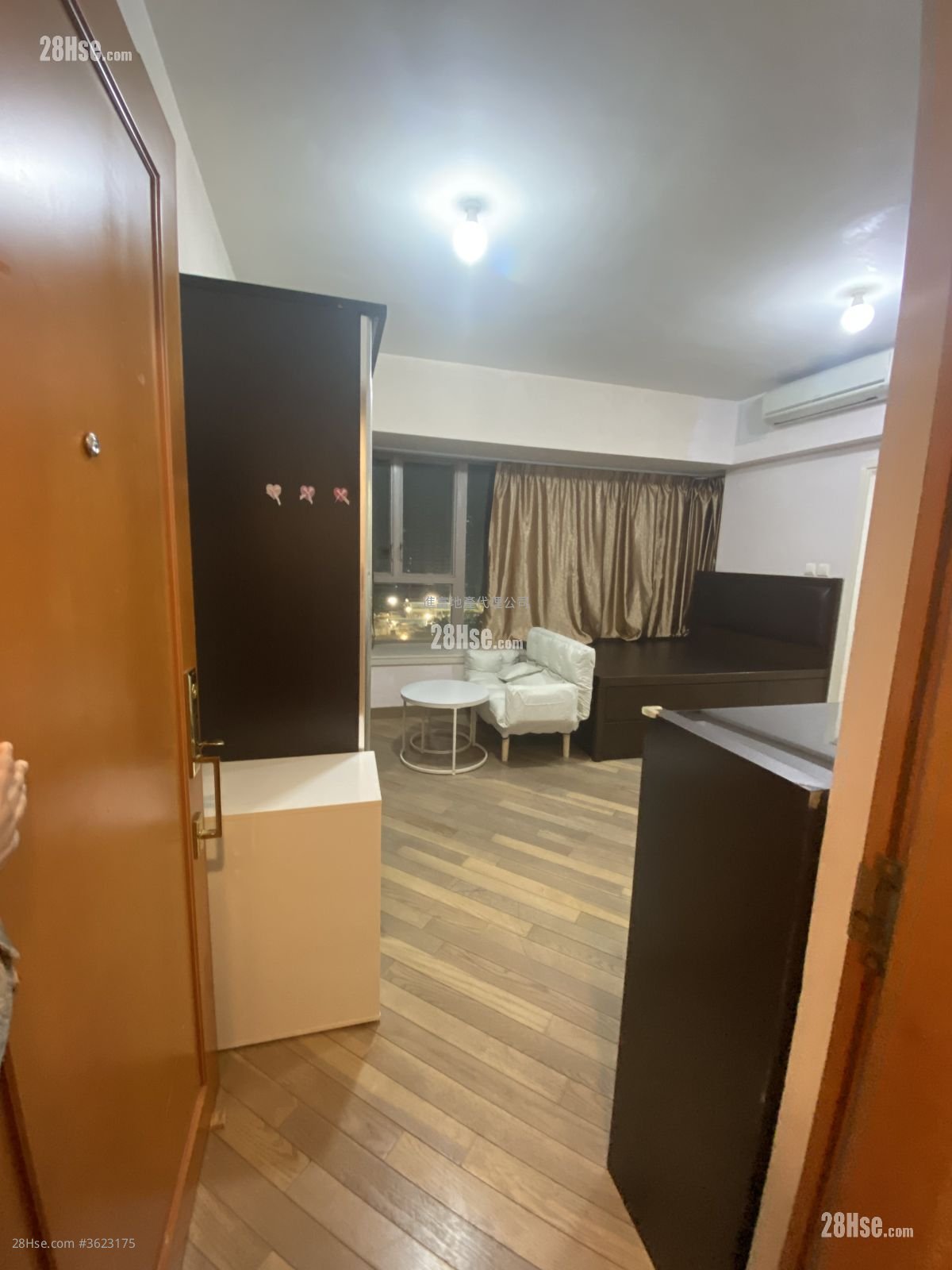 时尚华庭 租盘 开放式间隔 , 1 浴室 271 平方尺 时尚华庭 租盘 开放式间隔 , 1 浴室 271 平方尺