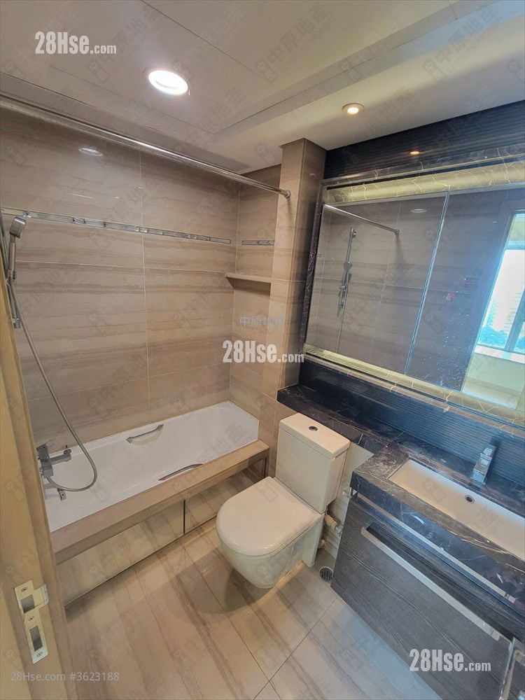 Century Gateway Sell 3 Bedrooms , 2 Bathrooms 724 ft² Century Gateway Sell 3 Bedrooms , 2 Bathrooms 724 ft²