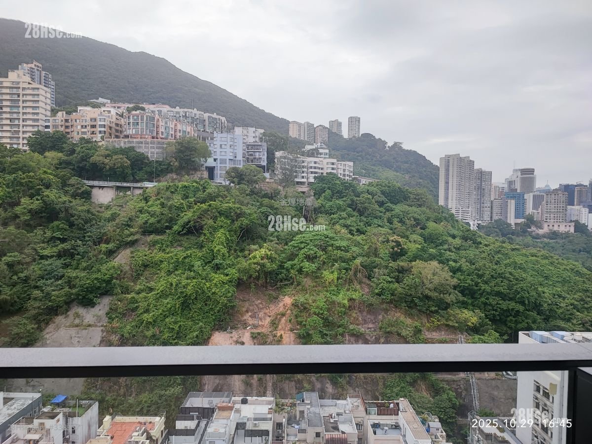 One Jardine's Lookout Rental 3 Bedrooms , 2 Bathrooms 535 ft²