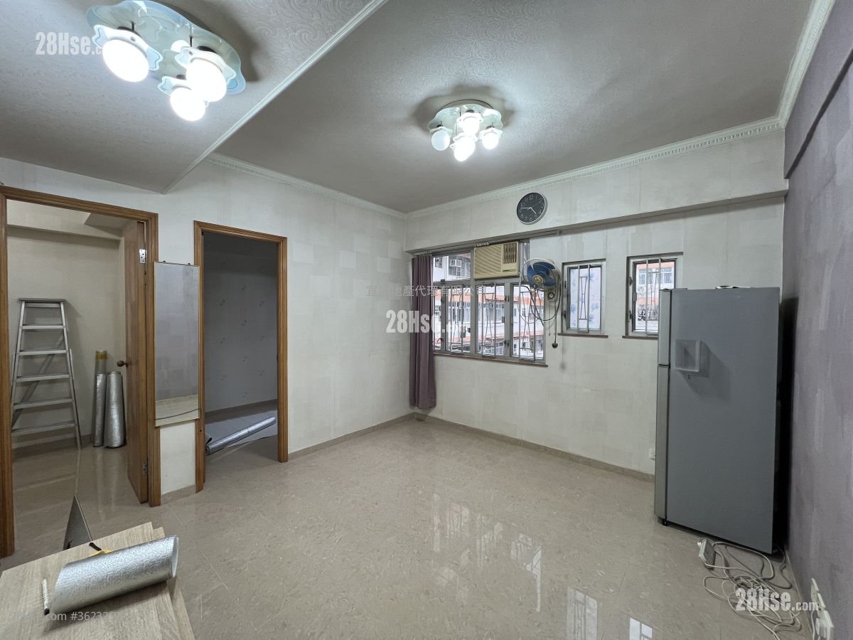Hung Yu Mansion Rental 3 Bedrooms , 1 Bathroom 448 ft²
