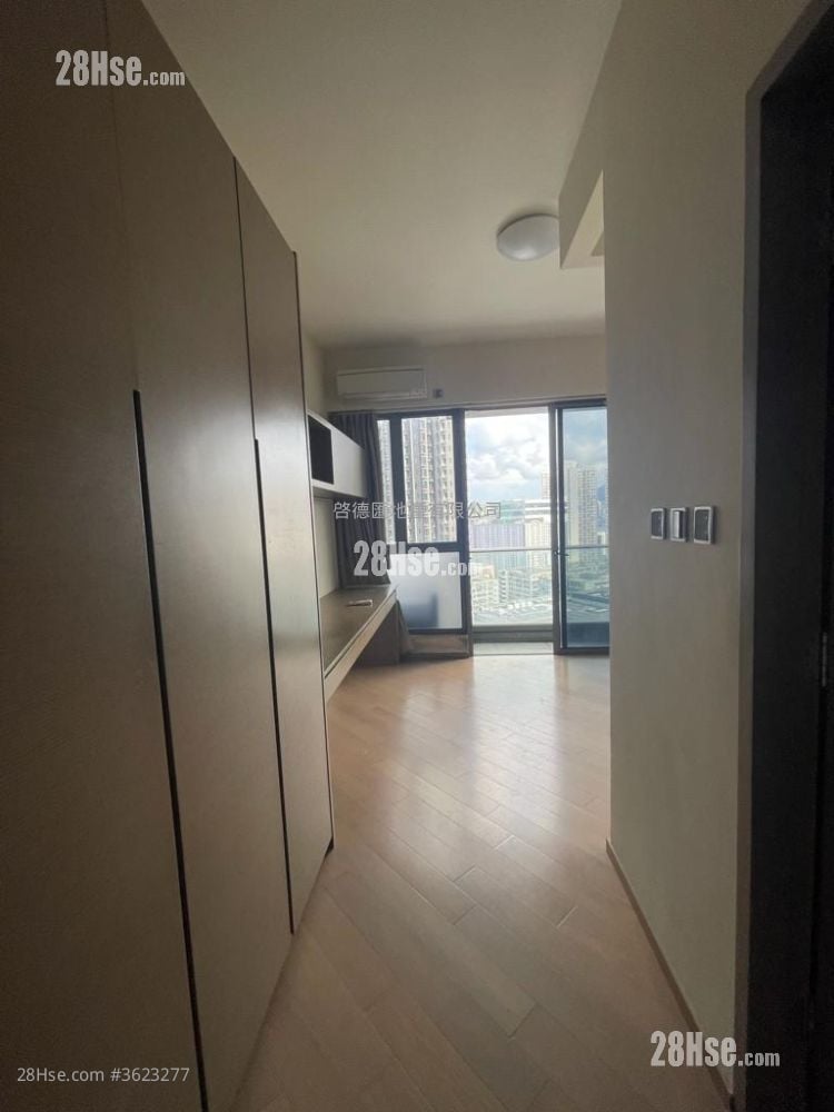 The Met. Focus Rental Studio 222 ft² The Met. Focus Rental Studio 222 ft²