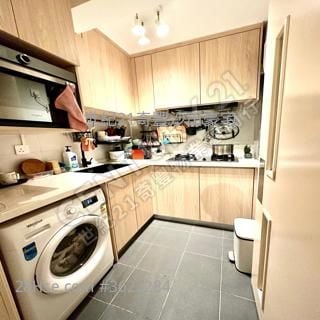 Mei Pak Court Sell 446 ft² Mei Pak Court Sell 446 ft²